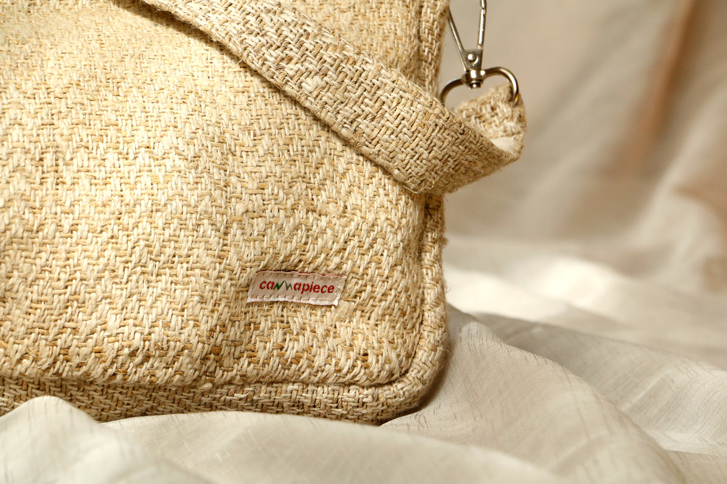 Verde Vista Handbag Hemp